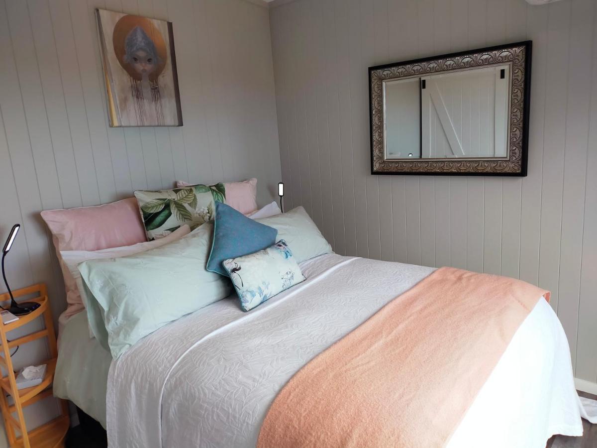 Secluded, Private Rural Retreat Mins From Warkworth -"Avondale" Minihouse Villa Kültér fotó